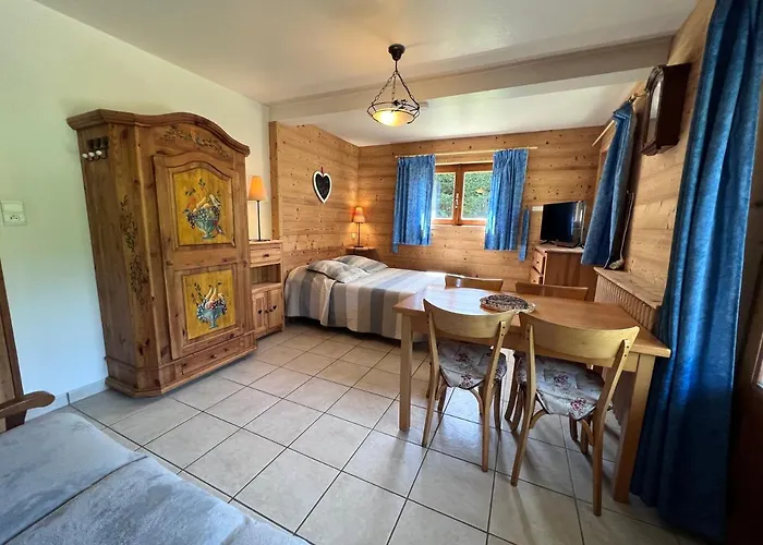 Petit Lutin 1 - Studio Dans Chalet Sur Les Pistes